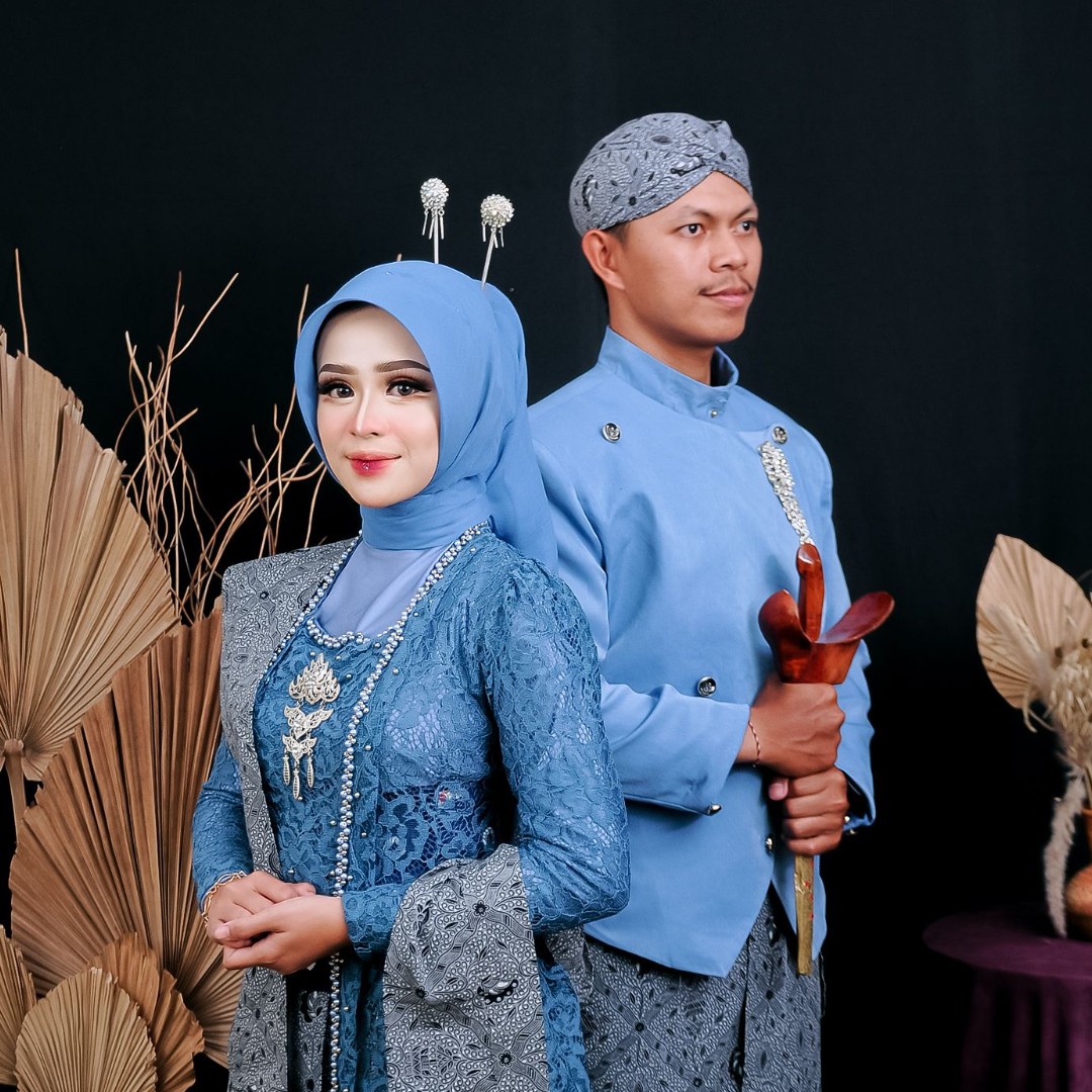 Adang & Ade Risma