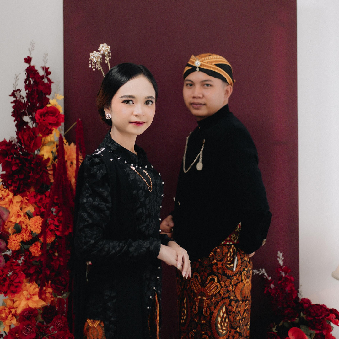 Ari & Nisa