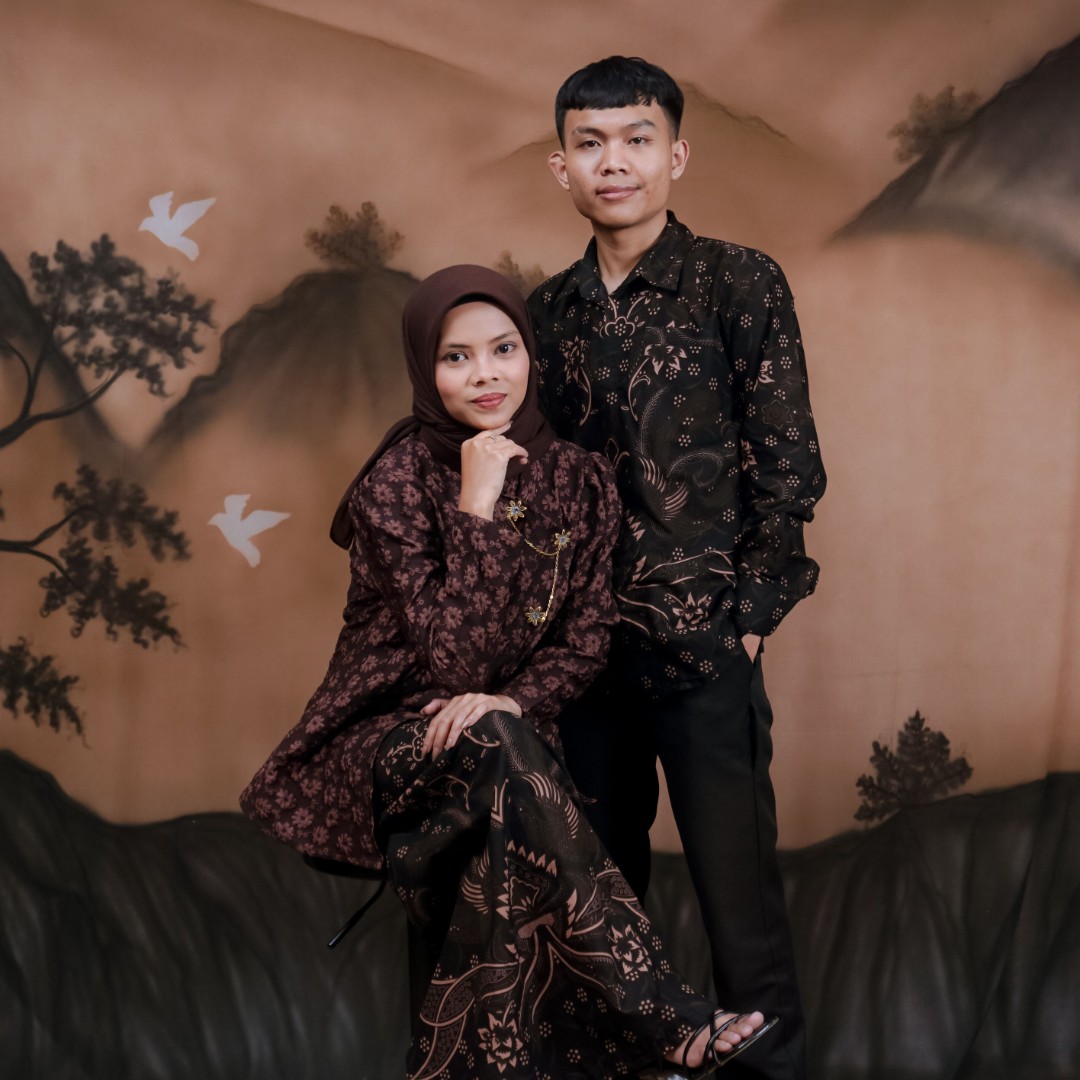 Ezott & Deel