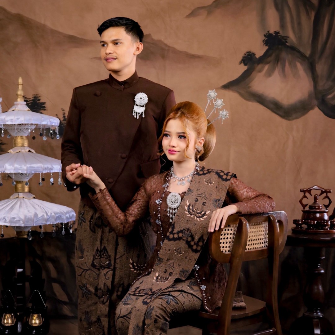 Naila & Vico