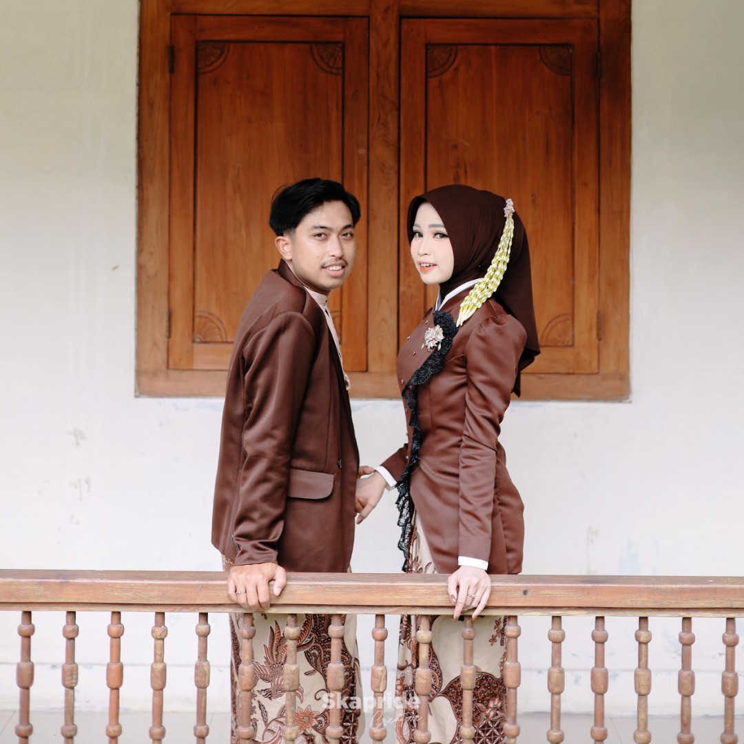 Abdul & Intan