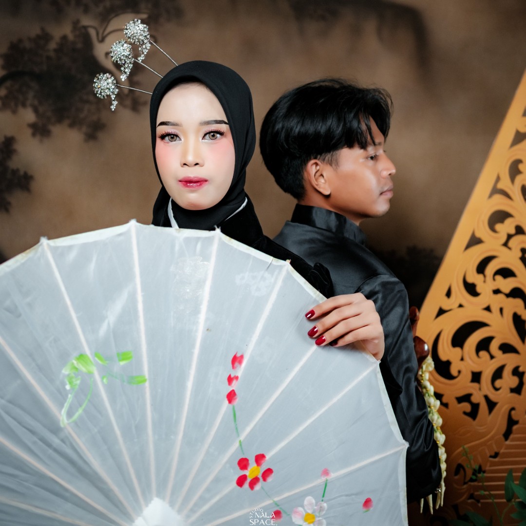Andi & Retno