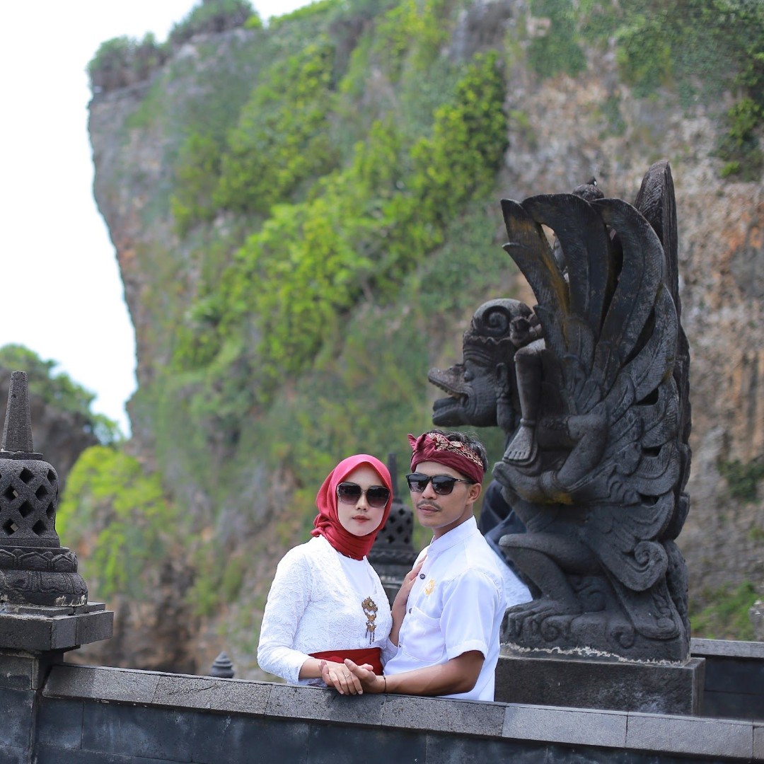 Dewi & Rendi