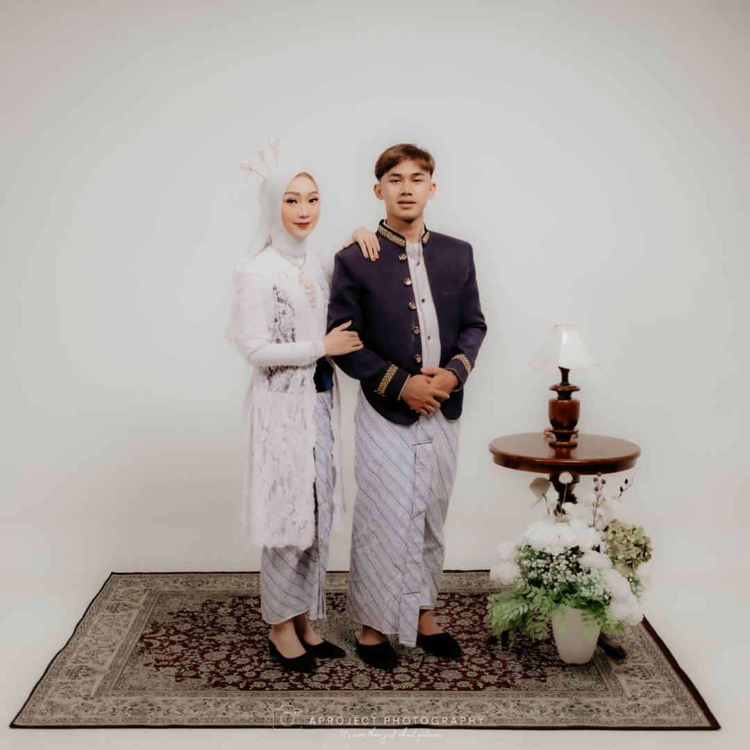 Esti & Lingga
