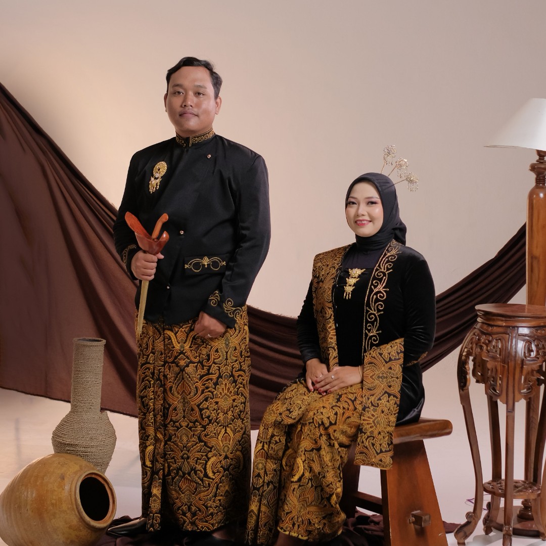 Fajar & Uus