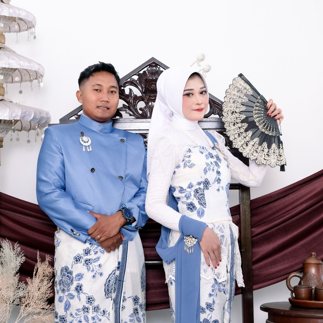 Intan & Fauzi