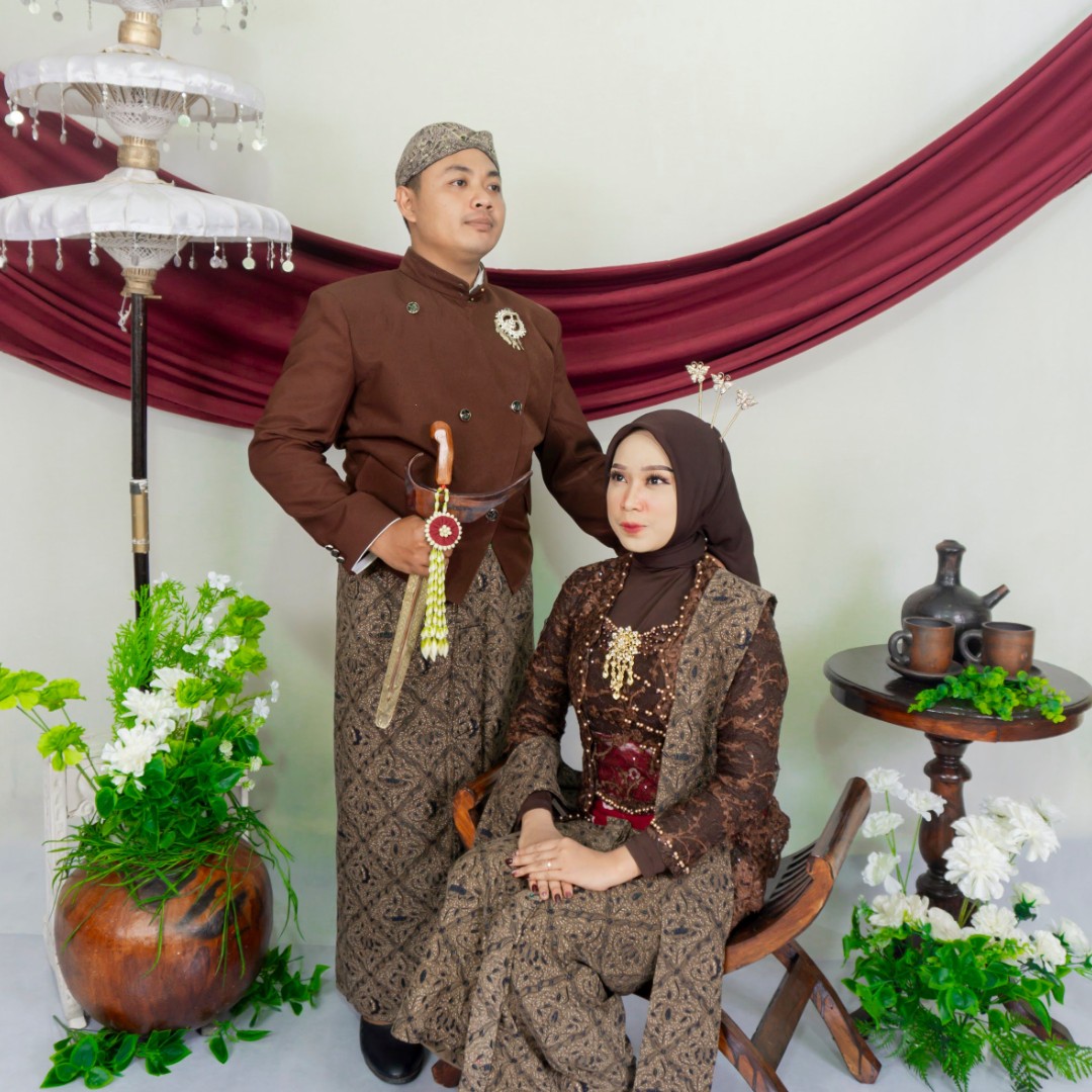 Azis & Salsa