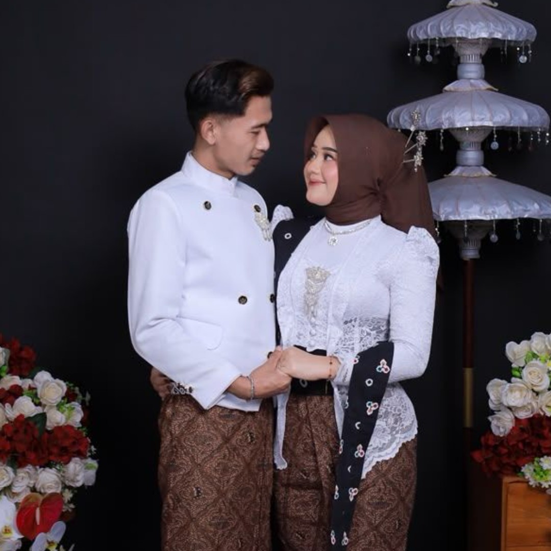 Intan & Kholiq