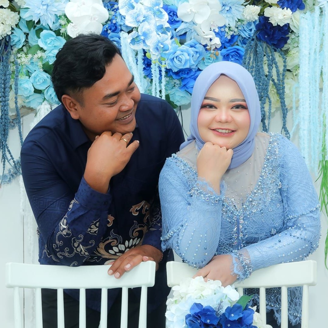 Sherlia & Joko