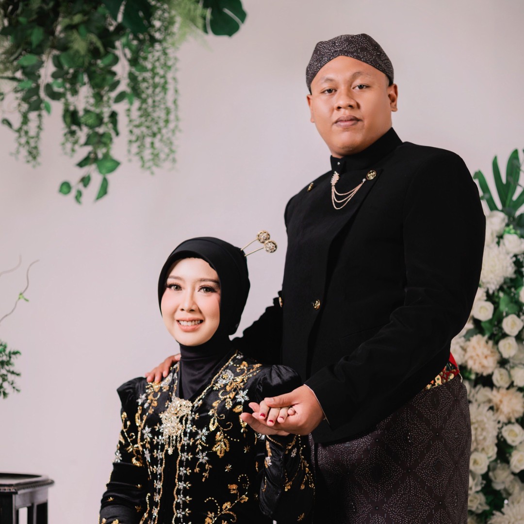Veron & Intan