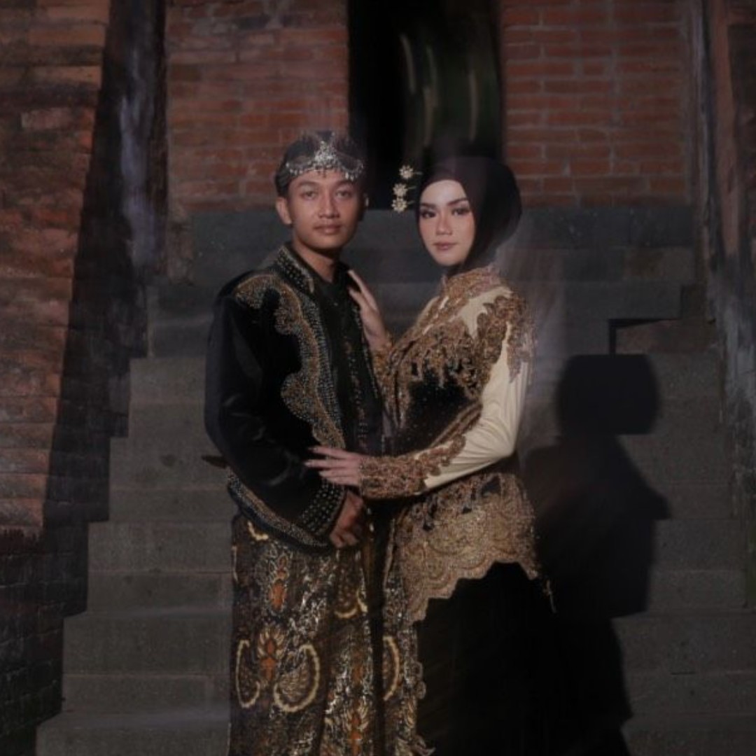 Dimas & Chika
