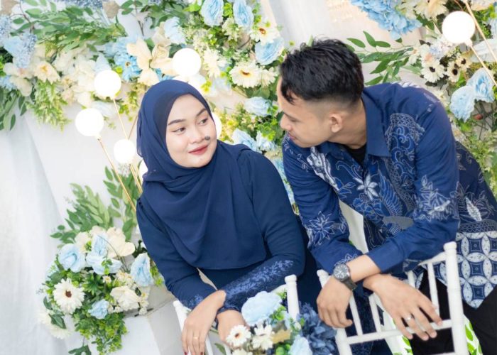 Alex & Intan Akad