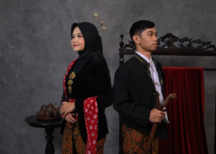 Budi & Intan Akad