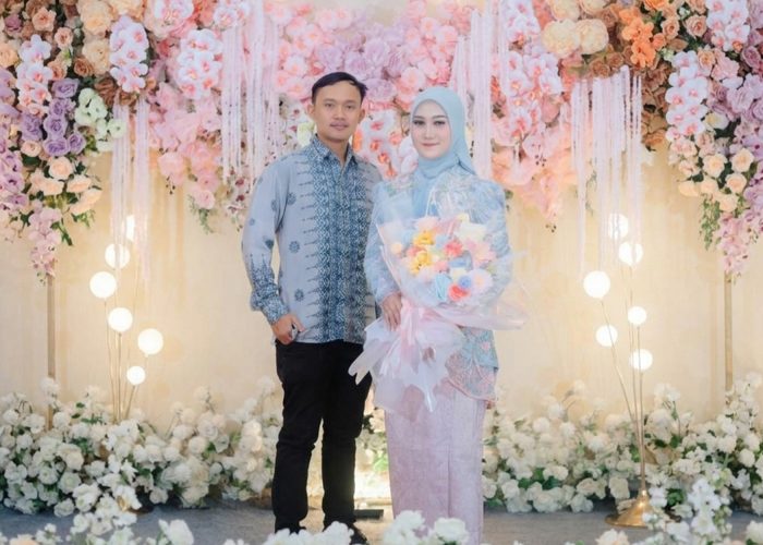 Dwi & Putri Resepsi