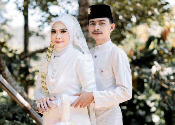 Jouhari & Dwi Akad