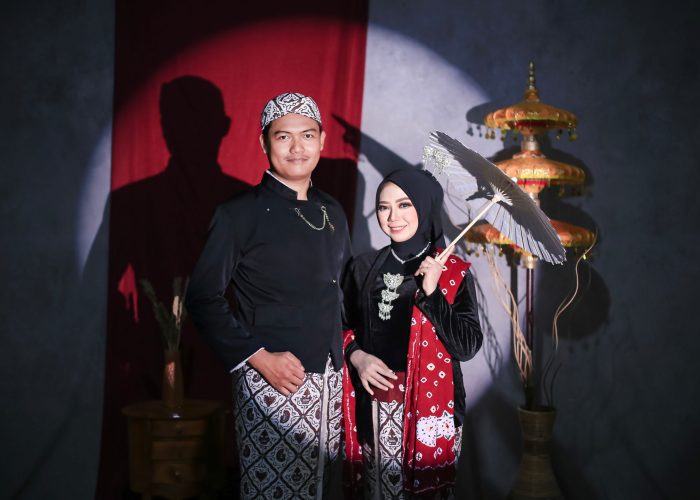 Nia & Pram Akad