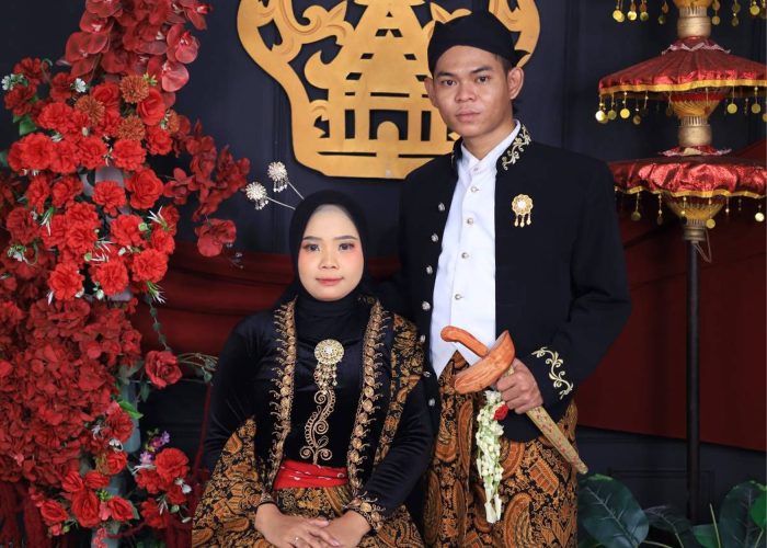 Rindi & Fian Akad